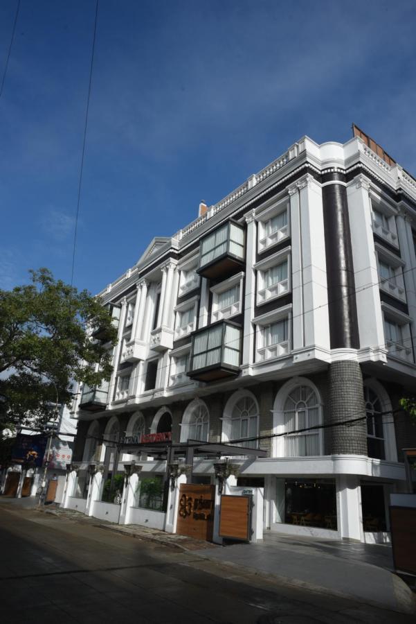 Hotel Rathna Residency - Near Us Consulate Madrás Exterior foto